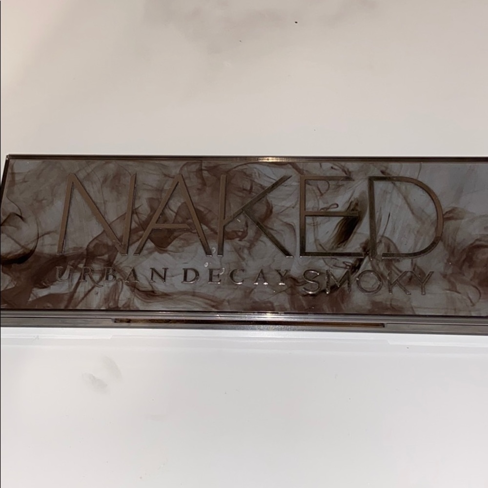 Urban Decay Naked Smoky